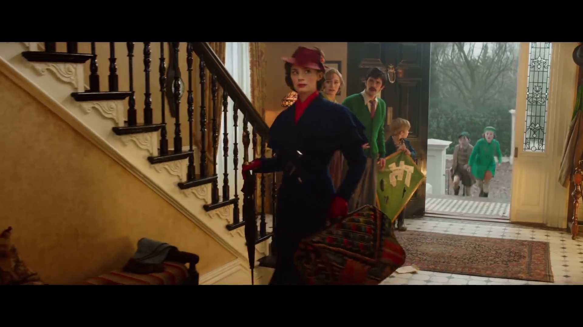 Mary_Poppins_Trailer-05.jpg