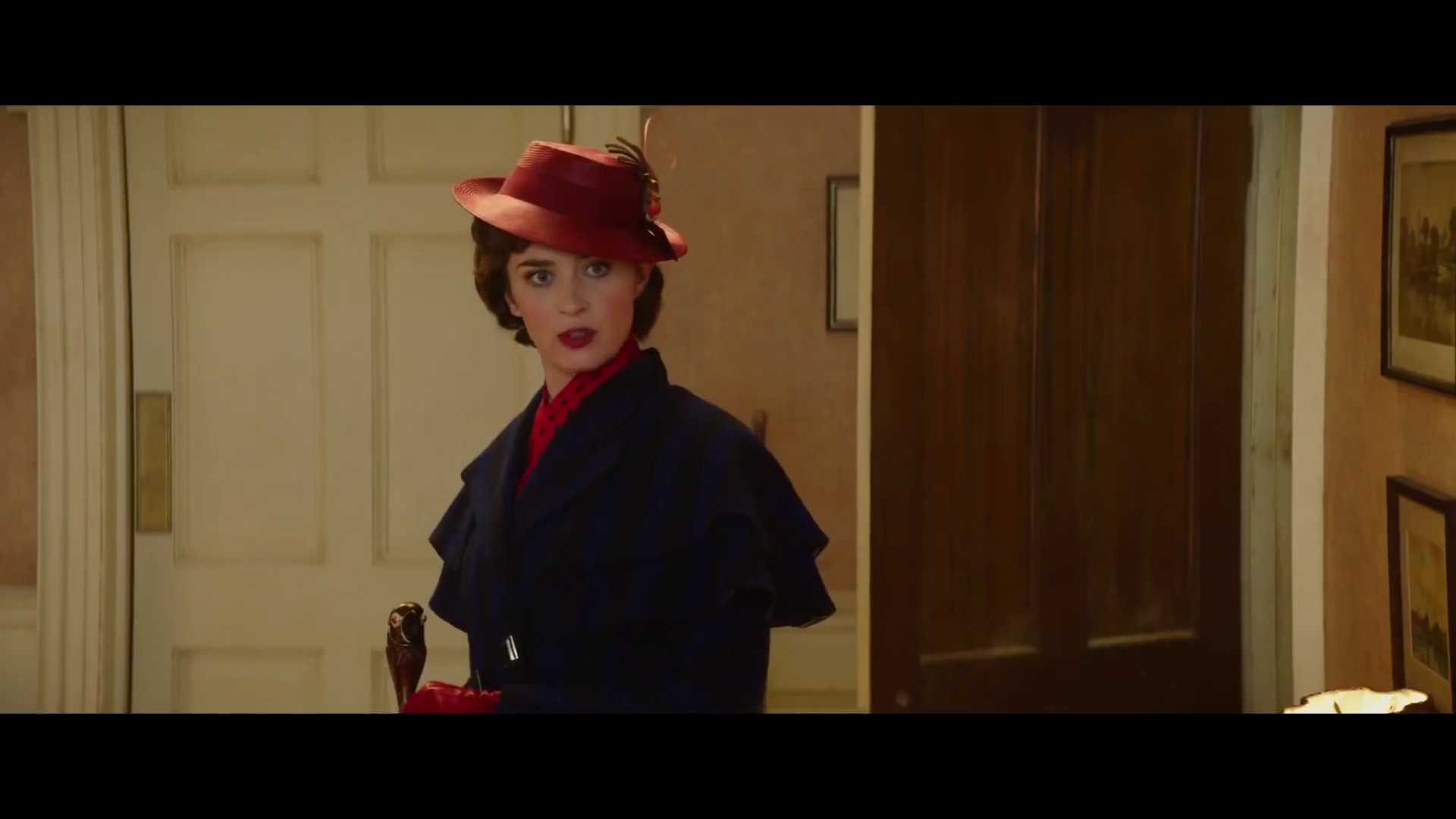 Mary_Poppins_Trailer-08.jpg