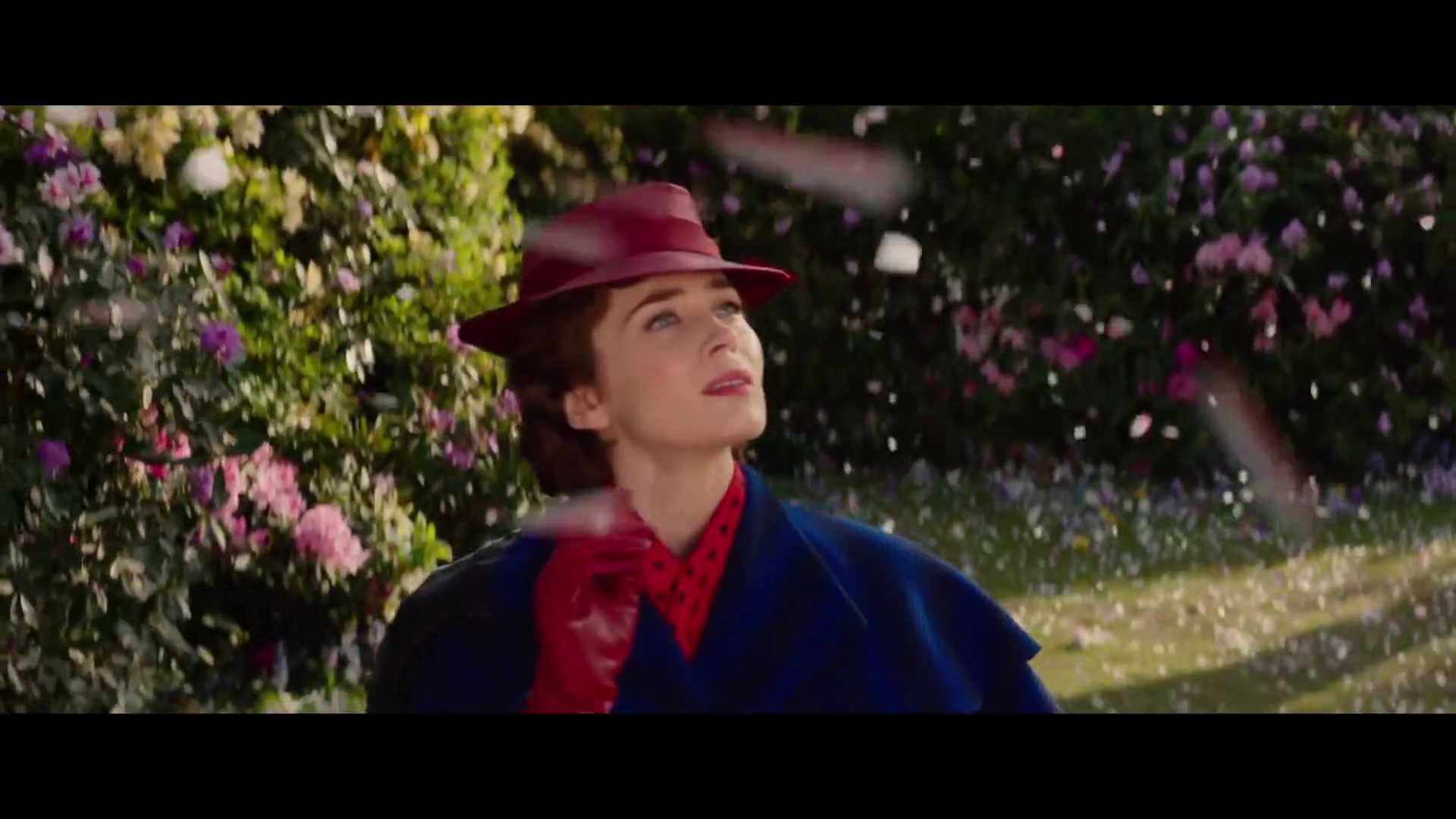 Mary_Poppins_Trailer-11.jpg