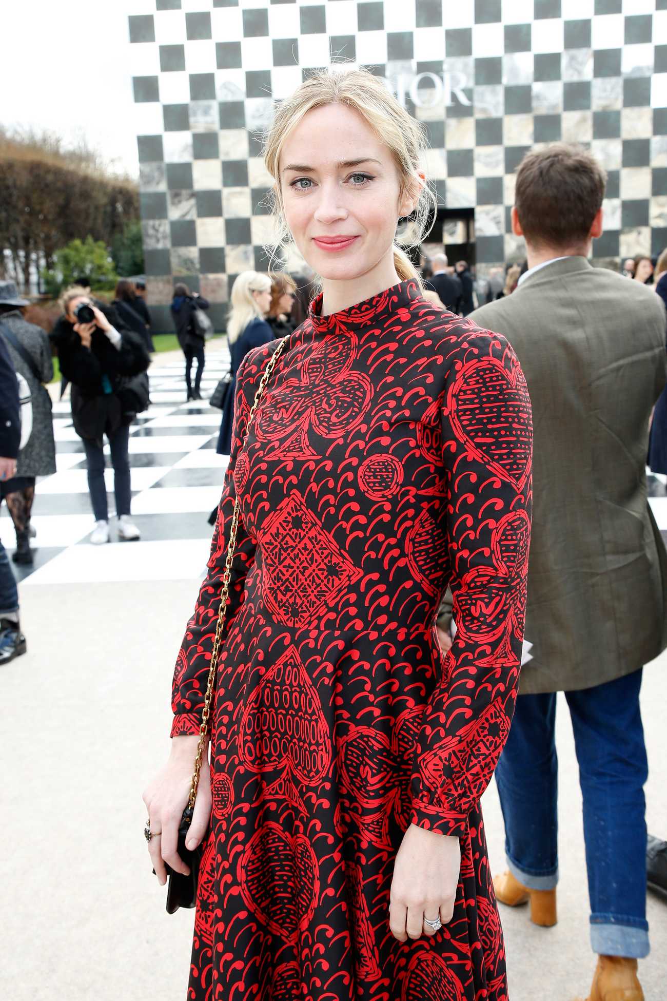 PFW_Christian_Dior_SS_2018_show_-_January_22-09.jpg