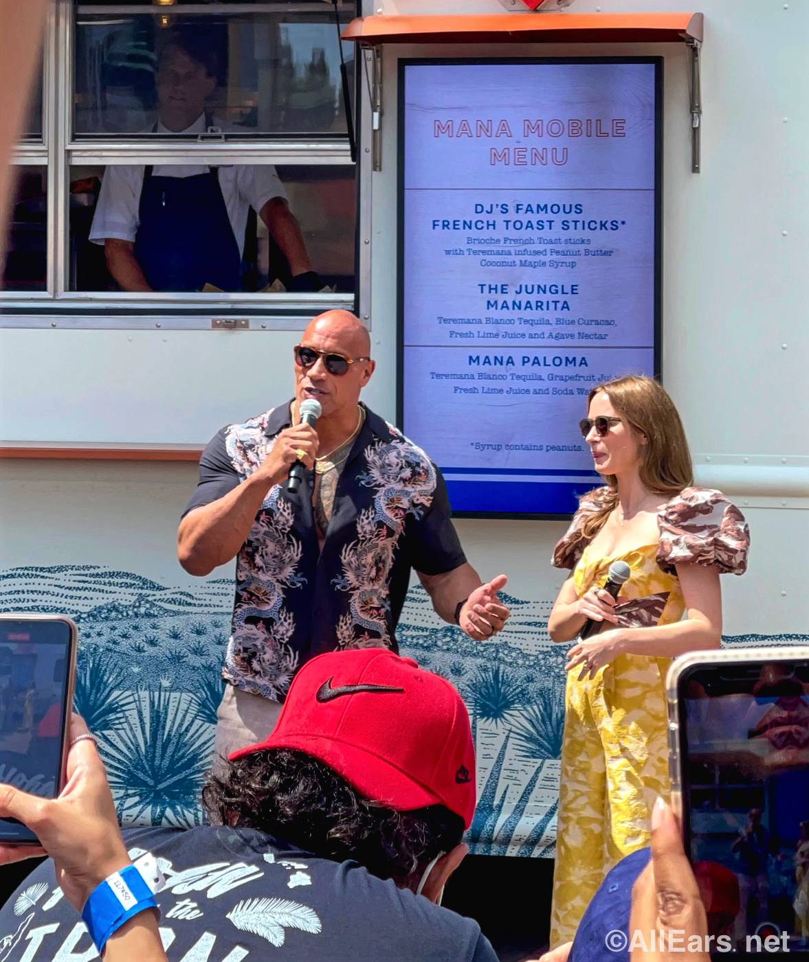 Teremana_Mana_Mobile_in_Downtown_Disney_-_July_23.jpg