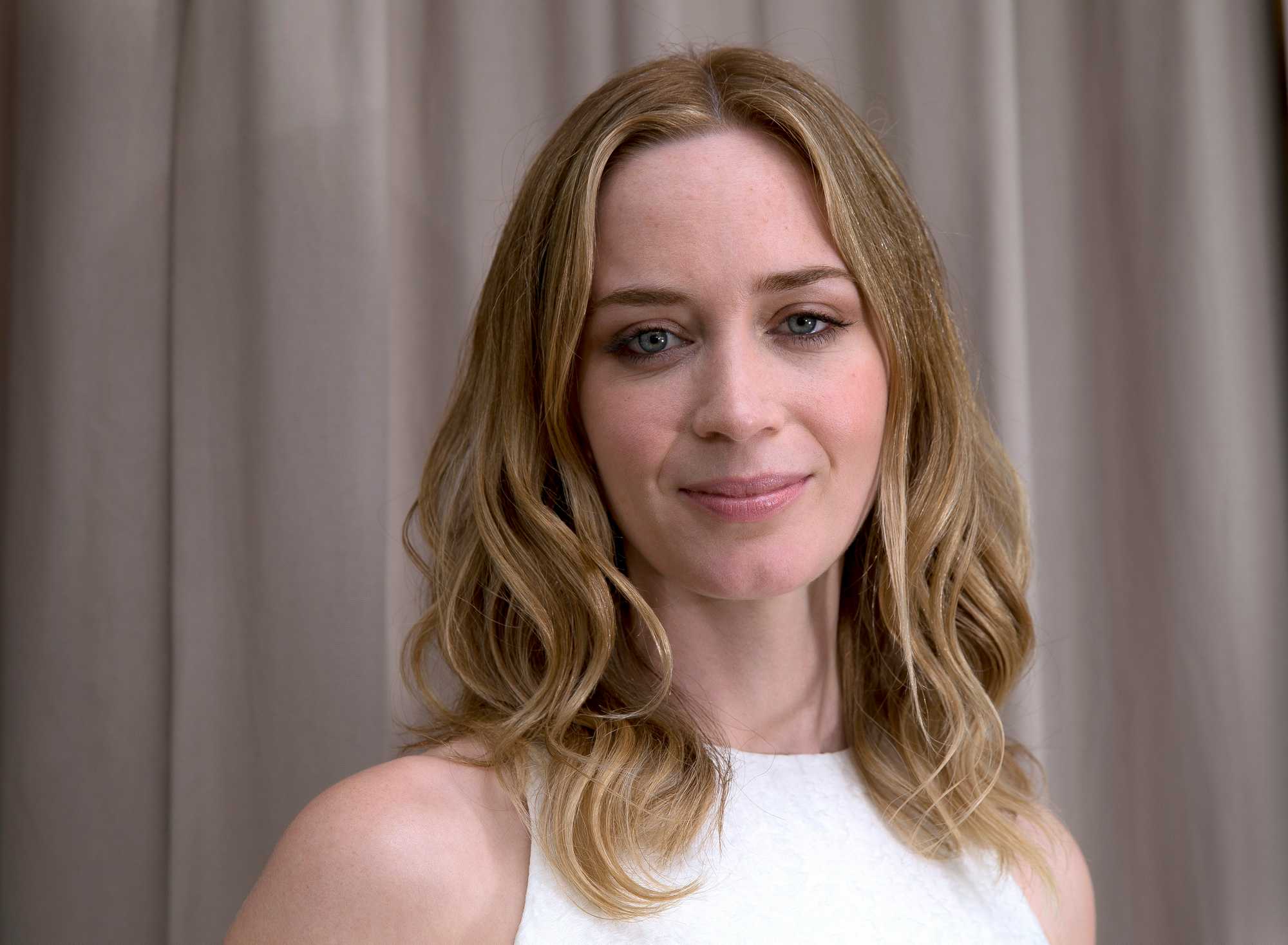 The_Hollywood_Reporter_2015-08.jpg