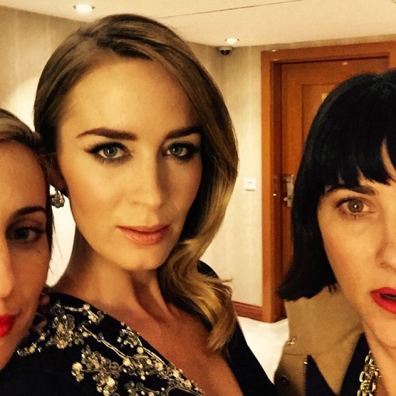 emily-blunt-social-media-11-29-2017-14.jpg