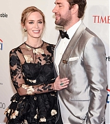 Emily_Blunt_-_2018_TIME_100_Gala_in_New_York_City2C_NY_-_April_242C_2018-03.jpg