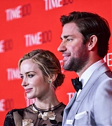 Emily_Blunt_-_2018_TIME_100_Gala_in_New_York_City2C_NY_-_April_242C_2018-05.jpg
