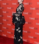 Emily_Blunt_-_2018_TIME_100_Gala_in_New_York_City2C_NY_-_April_242C_2018-07.jpg