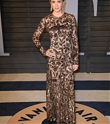 Emily_Blunt_-_2018_Vanity_Fair_Oscar_Party_in_Beverly_Hills2C_CA_-_March_42C_2018-05.jpg