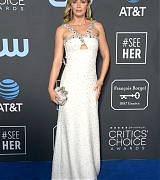 Emily_Blunt_-_24th_annual_Critics__Choice_Awards_on_January_132C_2019-06.jpg