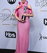 Emily_Blunt_-_25th_Annual_Screen_Actors_Guild_Awards_Pressroom_in_Los_Angeles_01272019-06.jpg