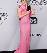 Emily_Blunt_-_25th_Annual_Screen_Actors_Guild_Awards_Pressroom_in_Los_Angeles_01272019-19.jpg