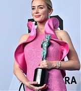 Filename=Emily_Blunt_-_25th_Annual_Screen_Actors_Guild_Awards_Pressroom_in_Los_Angeles_01272019-33.jpg
Filesize=181KiB
Dimensions=1380x2048
Date added=Jan 28, 2019 Emily_Blunt_-_25th_Annual_Screen_Actors_Guild_Awards_Pressroom_in_Los_Angeles_01272019-33.jpg
