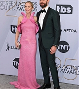 Emily_Blunt_-_25th_Annual_Screen_Actors_Guild_Awards_in_Los_Angeles_01272019-05.jpg