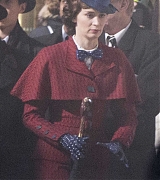 Emily_Blunt_-_Filming__Mary_Poppins_Returns__in_Central_London_on_March_3-10.jpg