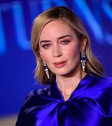 Filename=Emily_Blunt_-_Mary_Poppins_Returns_European_Premiere_12122018-04.jpg
Filesize=134KiB
Dimensions=2400x1600
Date added=Dec 16, 2018 Emily_Blunt_-_Mary_Poppins_Returns_European_Premiere_12122018-04.jpg