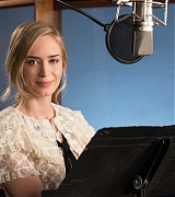 Filename=Emily_Blunt_-_Sherlock_Gnomes_28201829-03.jpg
Filesize=121KiB
Dimensions=1950x1300
Date added=Apr 05, 2018 Emily_Blunt_-_Sherlock_Gnomes_28201829-03.jpg