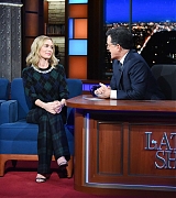 Emily_Blunt_-_The_Late_Show_with_Stephen_Colbert_-_December_18_2018-02.jpg
