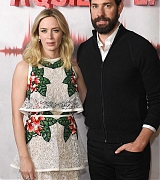 Emily_Blunt__A_Quiet_Place__film_screening2C_London2C_UK_on_April_5-06.jpg