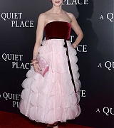 Emily_Blunt___John_Krasinski_-_A_Quiet_Place_Premiere_in_New_York_City_on_April_2_2018-09.jpg