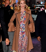 Emily_Blunt_in_New_York_on_March_29_2018-03.jpg